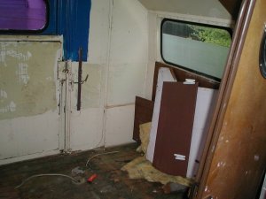 Innenraum hinterer Teil vorher